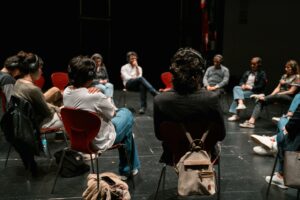 sessão de escuta coletiva em Torres Vedras
